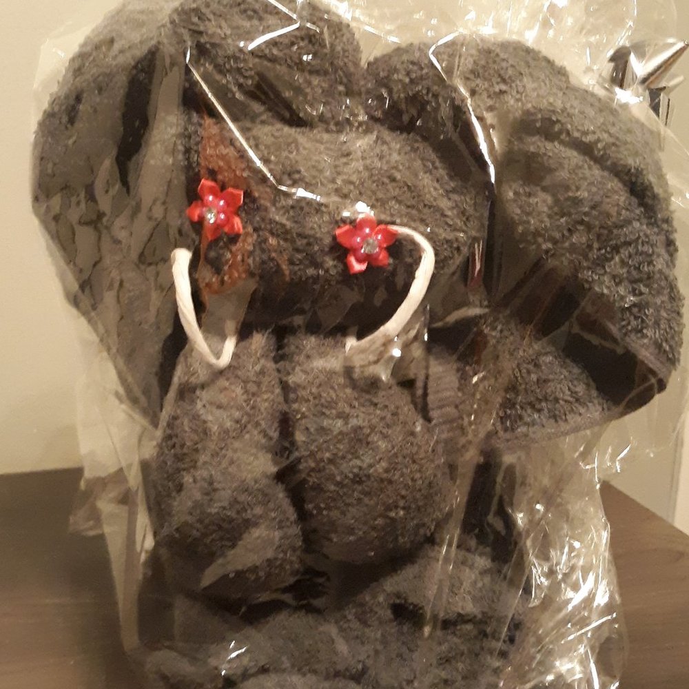 Handcrafted Elephant with VS Lotion